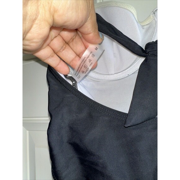 Chic Two-Tone Black and White Bodysuit with Underwire Support Sku1 - Picture 5 of 7